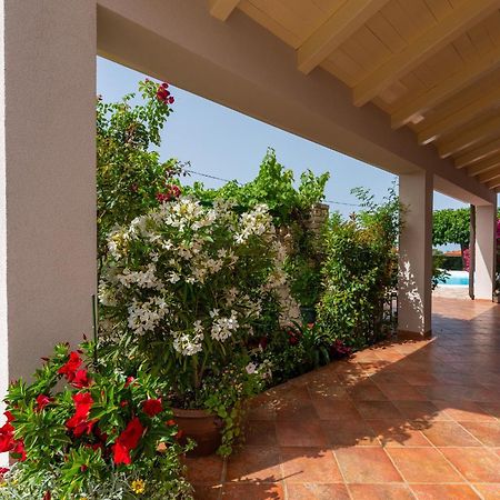 Villa Mare Ровинь Экстерьер фото