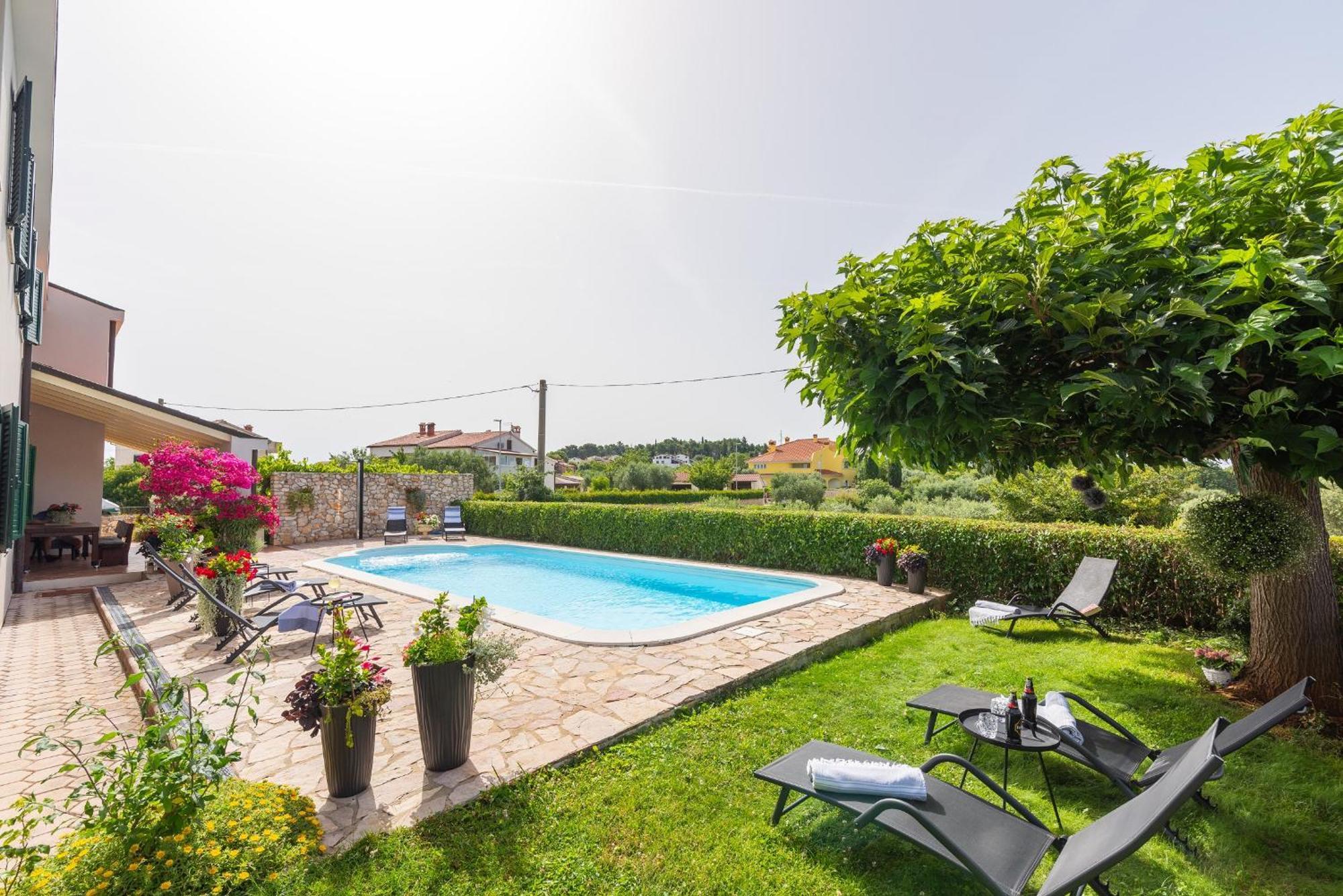 Villa Mare Ровинь Экстерьер фото